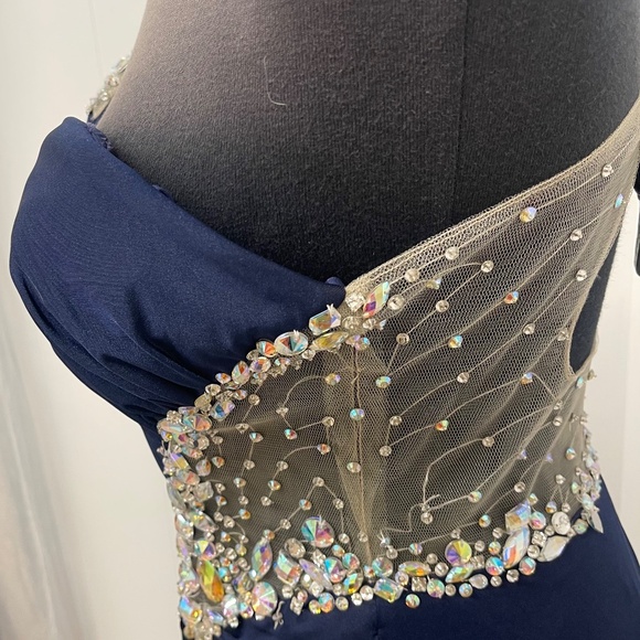 Val Stefani Prom Navy Blue One Shoulder Beaded Mesh Cutout Gown Size 6 Formal - Picture 5 of 13